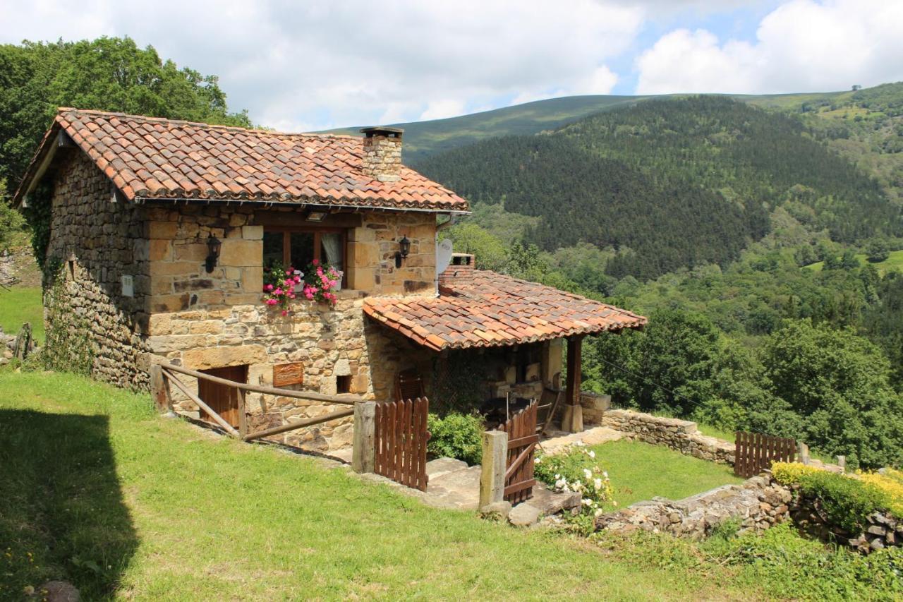 San Miguel de Luena El Refugio De Luenaヴィラ エクステリア 写真